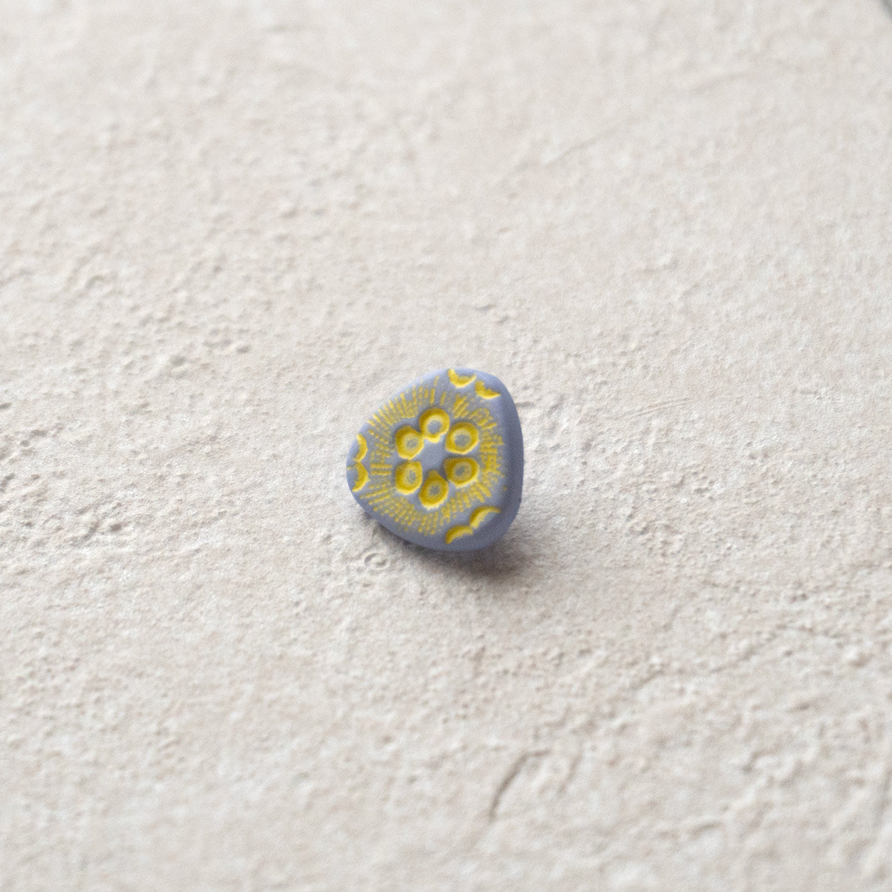 フランス Triangle child button 11-12mm(1個単位)